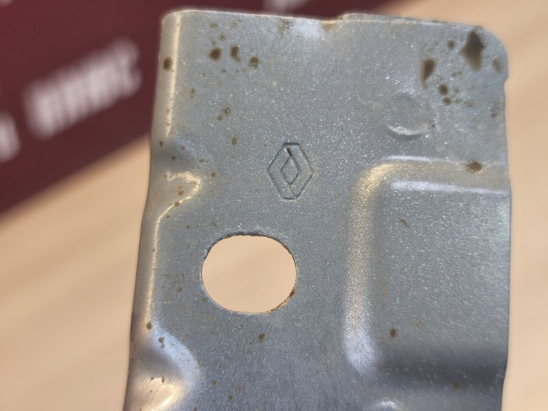 Направляющая стекла двери - фото 10