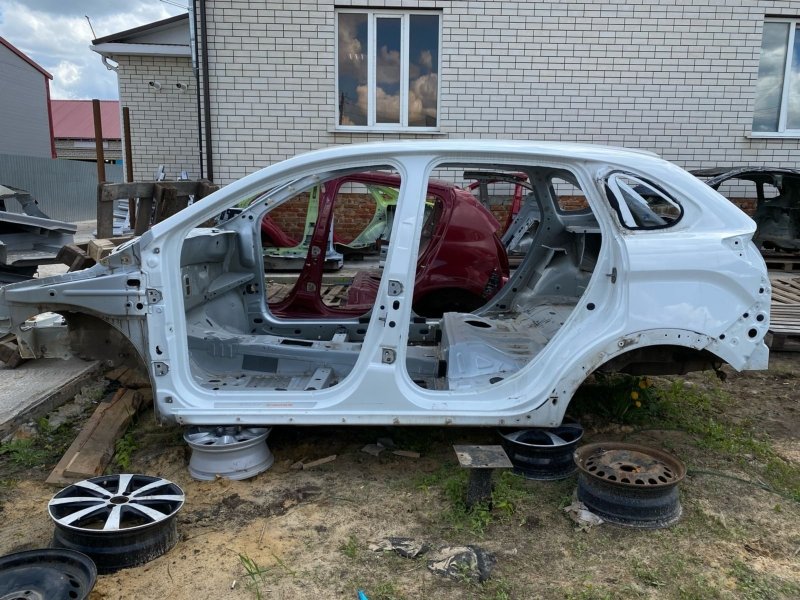 Боковина кузова - фото 1