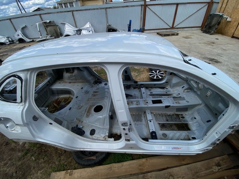 Боковина кузова - фото 1