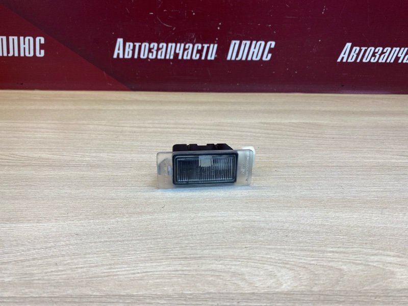 Плафон освещения багажника - фото 1