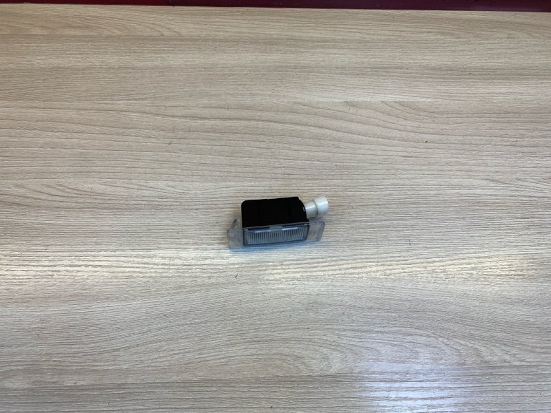 Плафон освещения багажника - фото 2