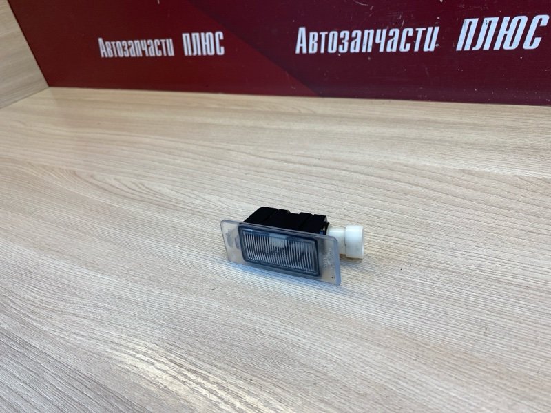 Плафон освещения багажника - фото 4