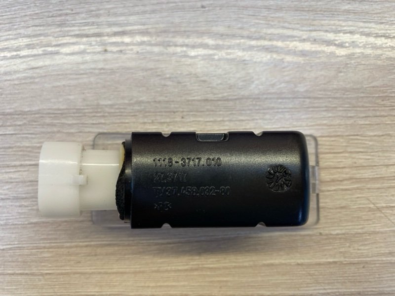 Плафон освещения багажника - фото 9