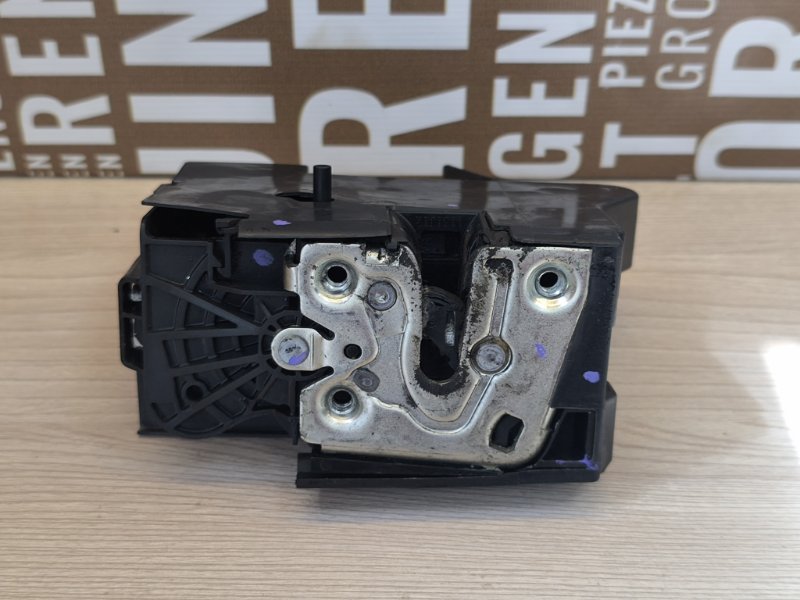 Замок      двери - фото 8