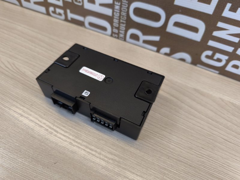 Блок кузовной электроники - фото 8