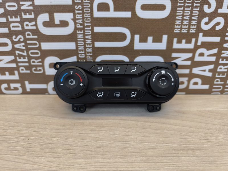 Блок управления отопителем - фото 2