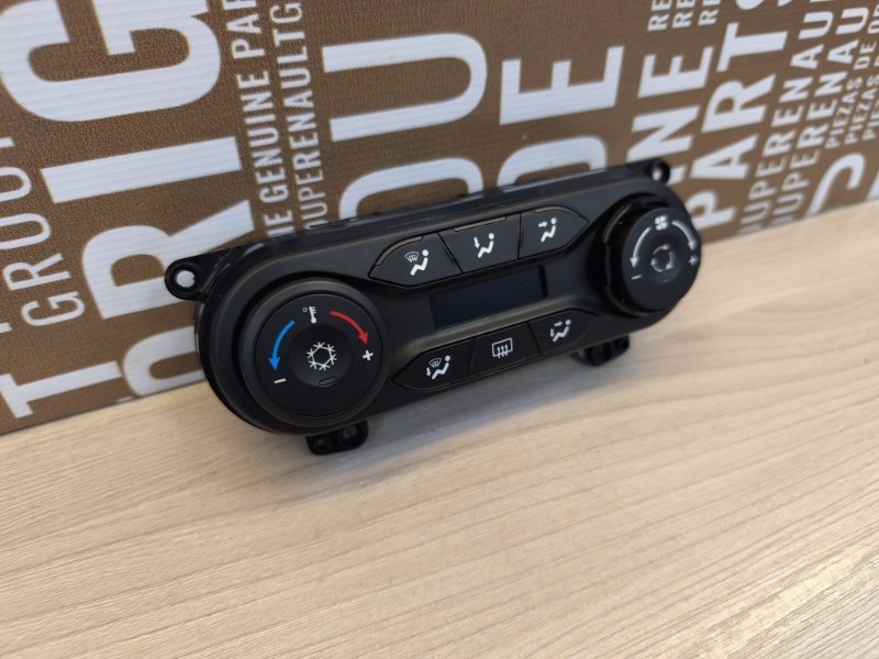 Блок управления отопителем - фото 4