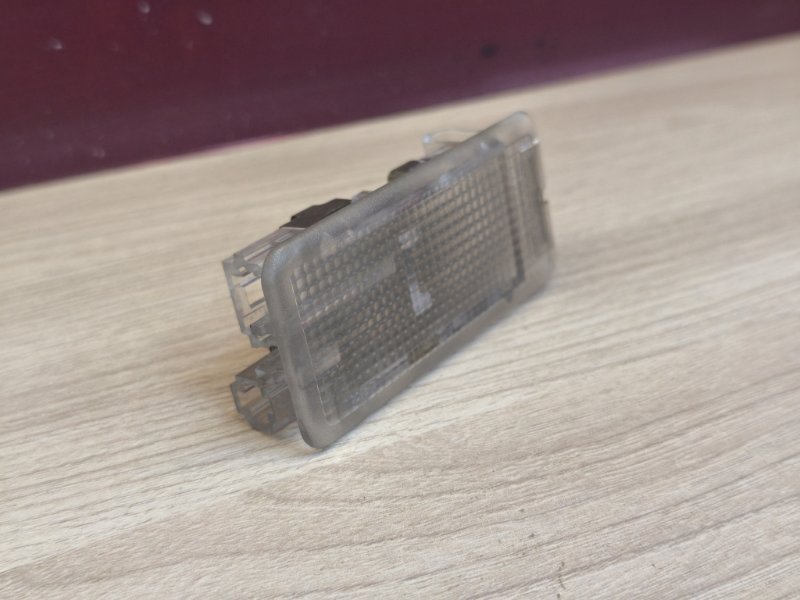 Плафон подсветки багажника - фото 5