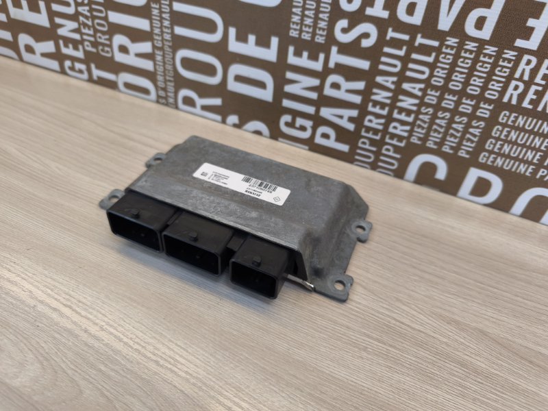 Блок управления двигателем - фото 4