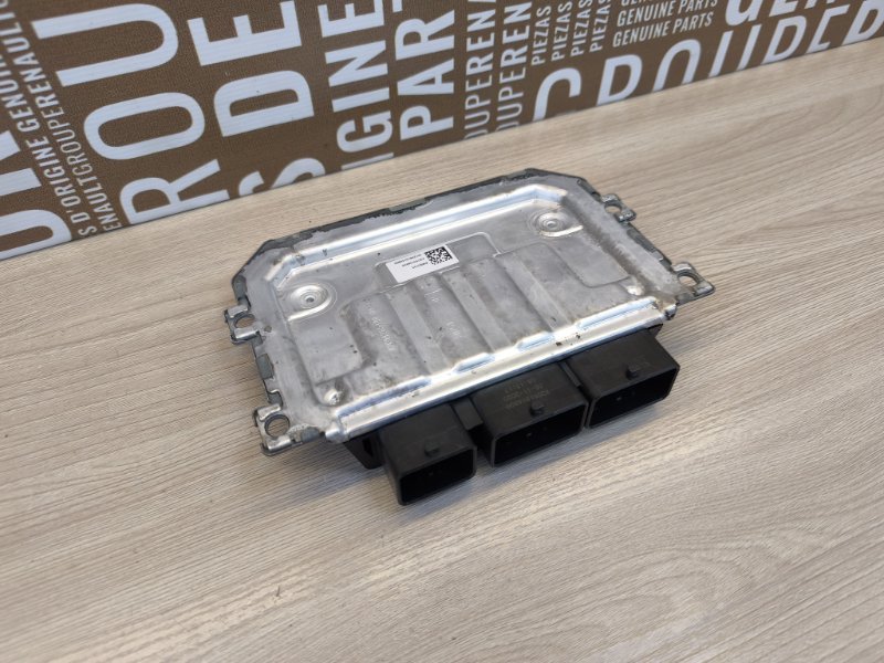 Блок управления двигателем - фото 9