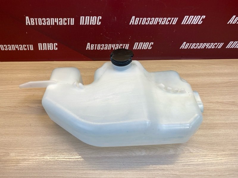 Бачок омывателя - фото 2