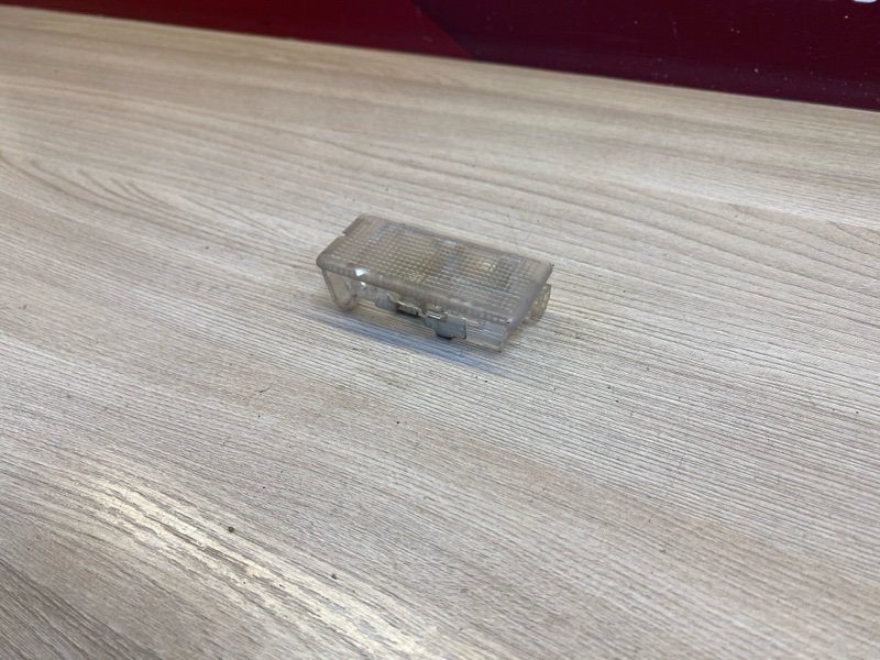 Плафон подсветки багажника - фото 4