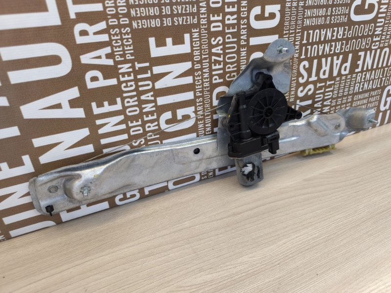 Стеклоподъемник    двери - фото 3