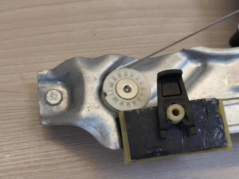 Стеклоподъемник    двери - фото 8