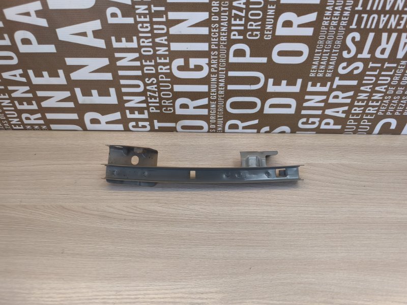 Направляющая стекла двери - фото 1