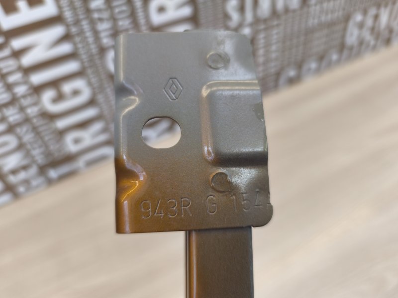 Направляющая стекла двери - фото 9