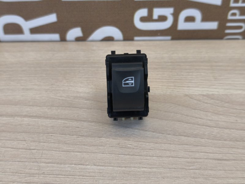 Кнопка стеклоподъемника - фото 2