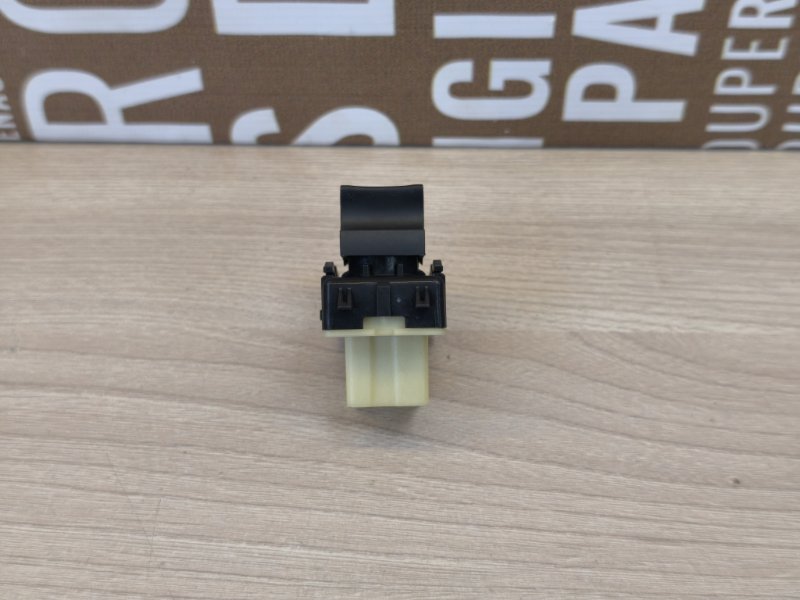 Кнопка стеклоподъемника - фото 6