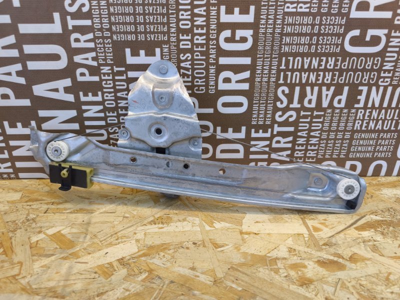 Стеклоподъемник    двери - фото 7