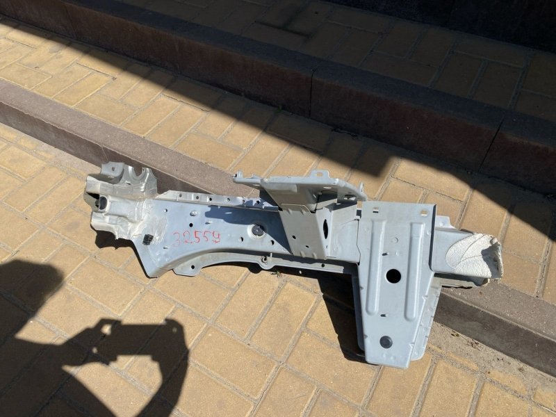 Лонжерон - фото 1