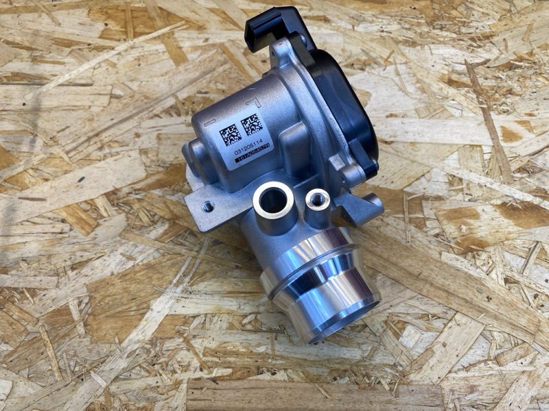 Дроссельная заслонка - фото 1