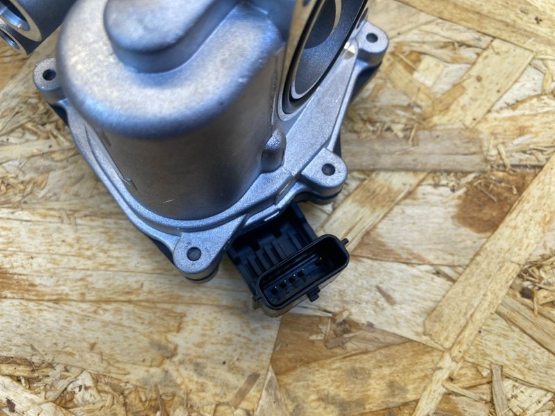 Дроссельная заслонка - фото 3