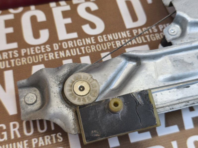 Стеклоподъемник    двери - фото 7