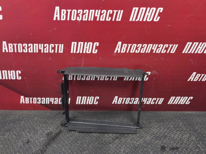 Дефлектор радиатора - фото 1