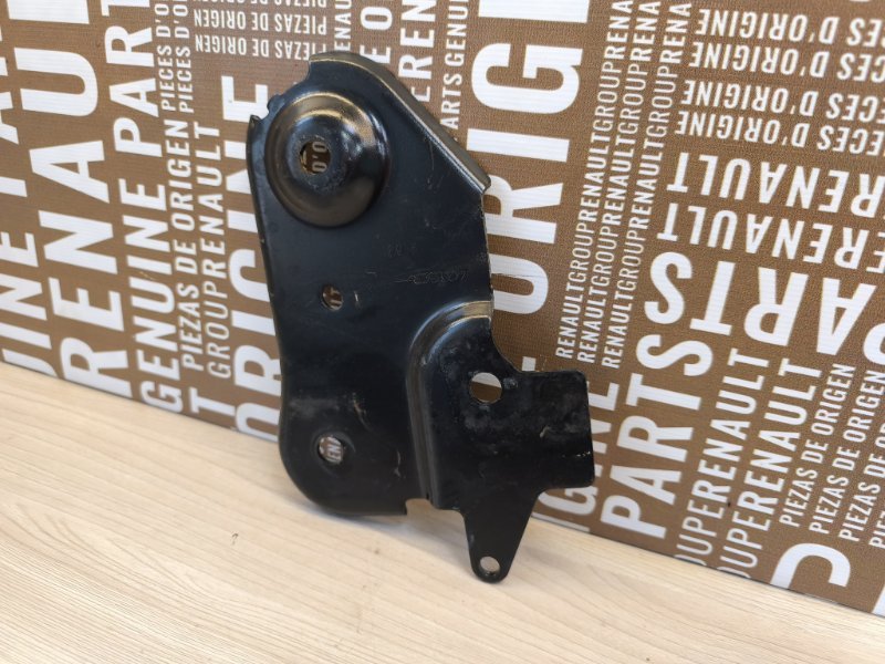 Кронштейн подрамника - фото 3