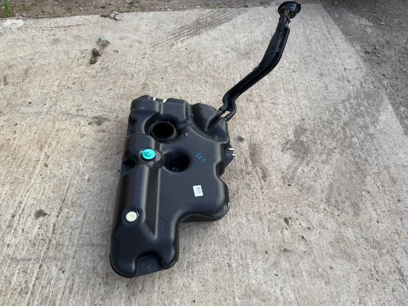 Топливный бак - фото 1