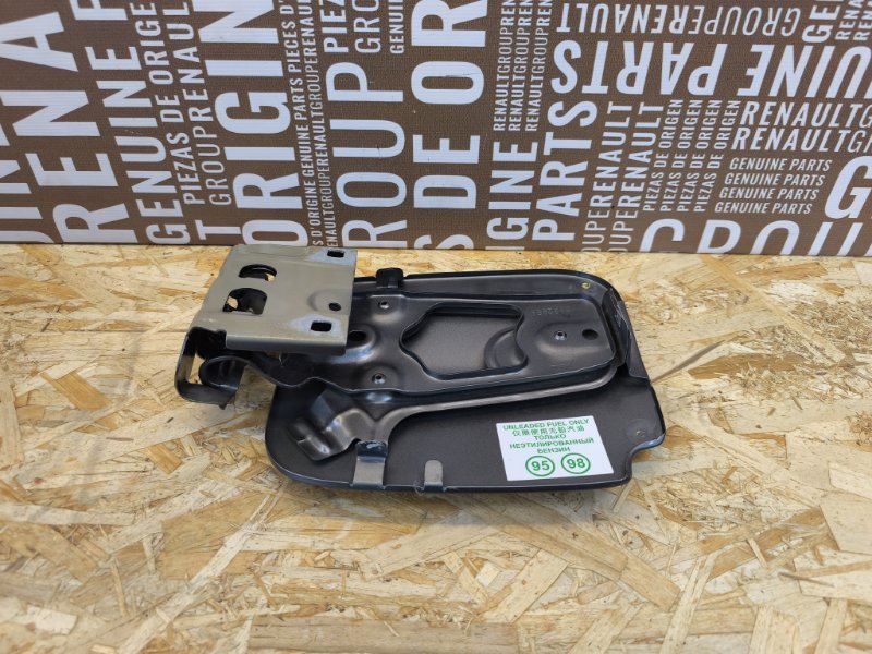 Лючок бензобака - фото 6