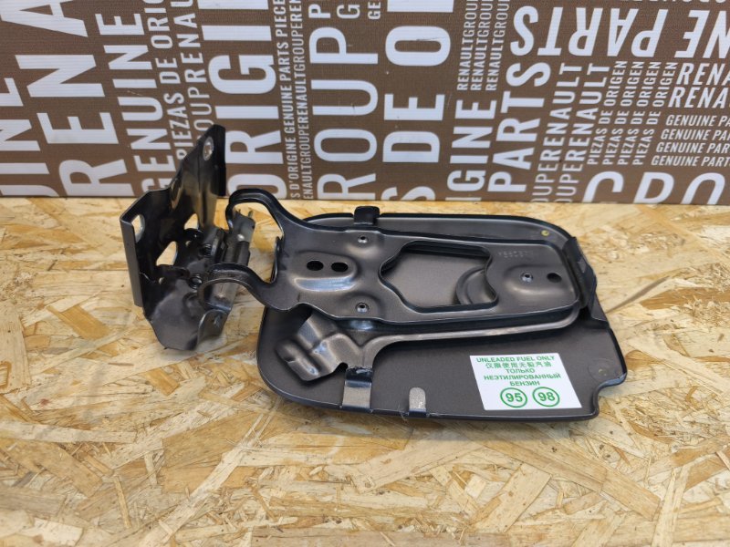 Лючок бензобака - фото 9