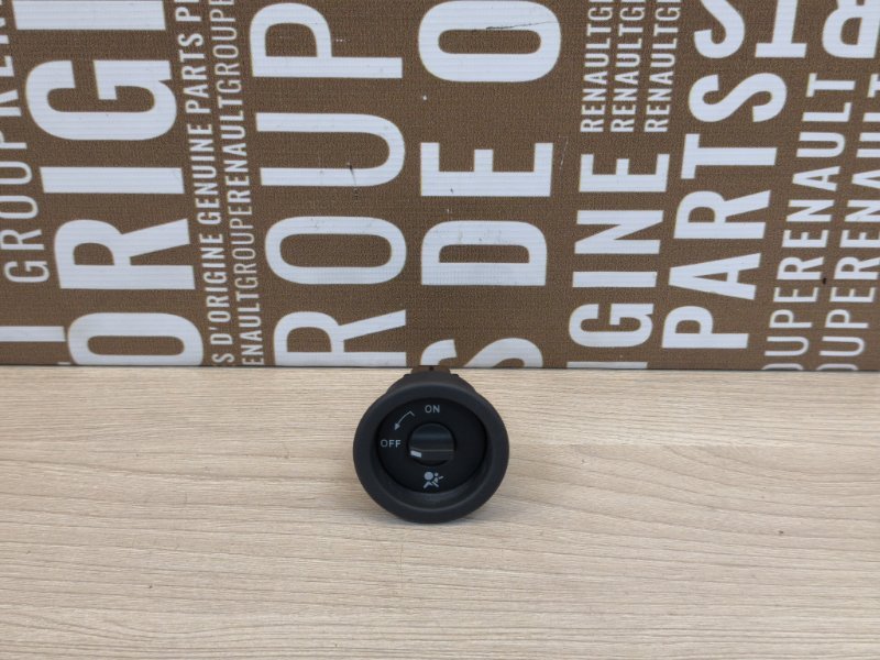 Выключатель подушки безопасности - фото 1