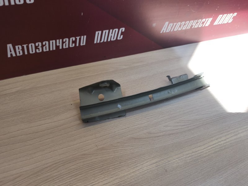 Направляющая стекла двери - фото 4