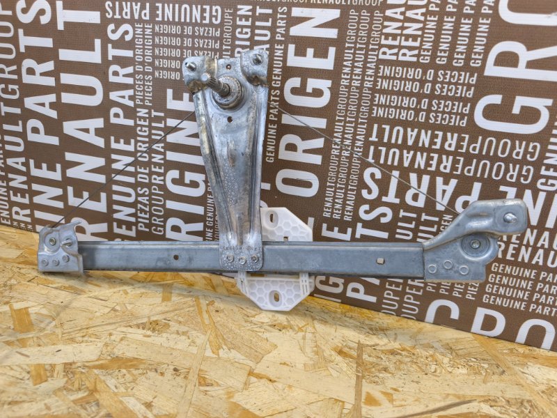 Стеклоподъемник    двери - фото 2