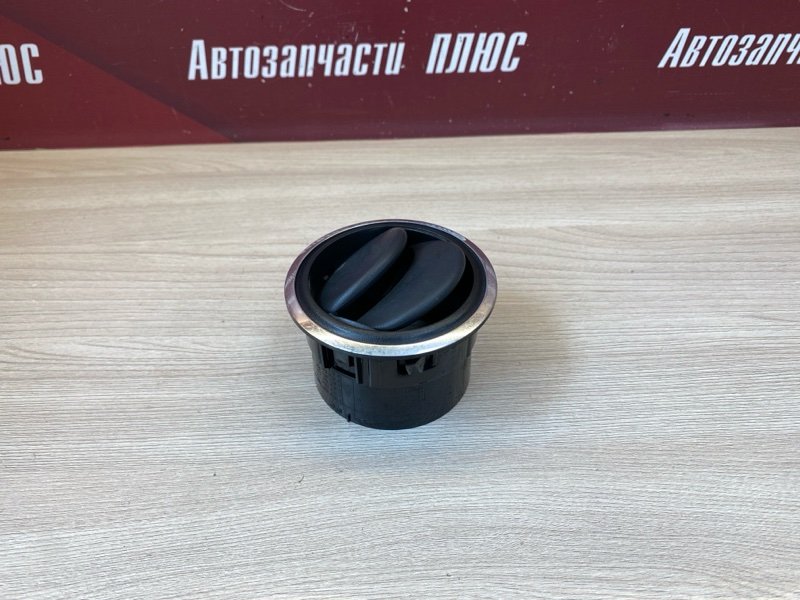 Воздушный дефлектор салона - фото 1