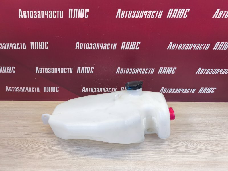 Бачок омывателя - фото 1
