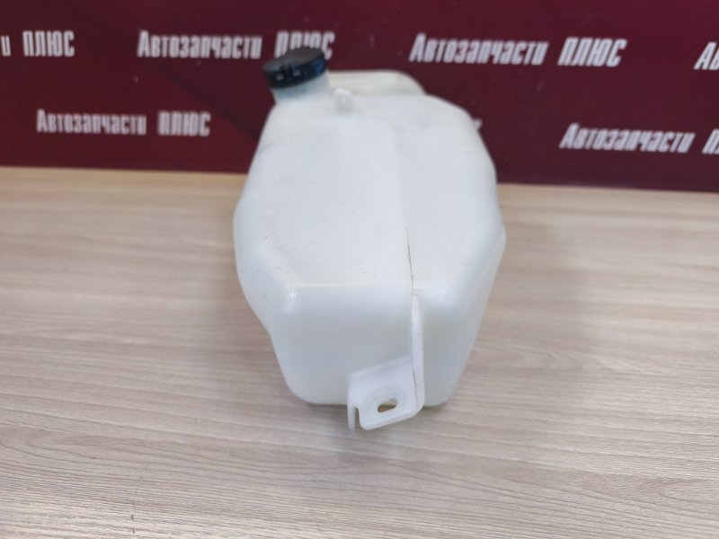 Бачок омывателя - фото 8