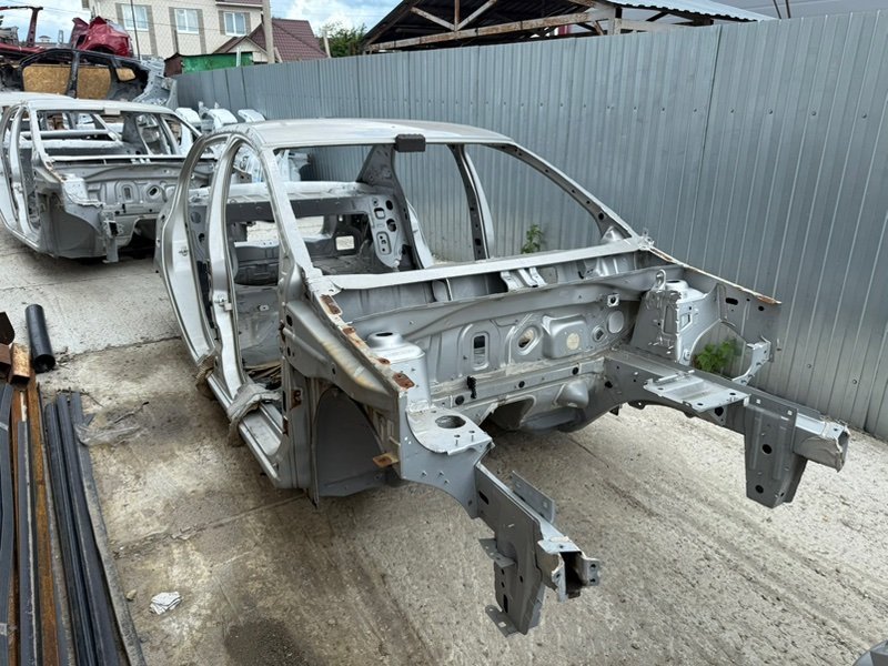 Кузов на запчасти - фото 1