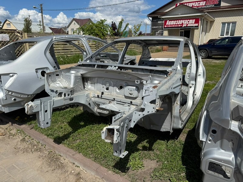 Кузов на запчасти - фото 3