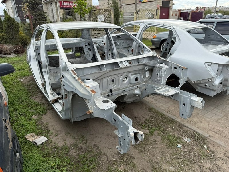 Кузов на запчасти - фото 3