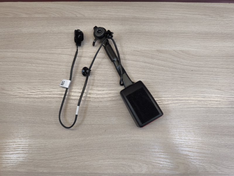 Замок ремня безопасности - фото 3