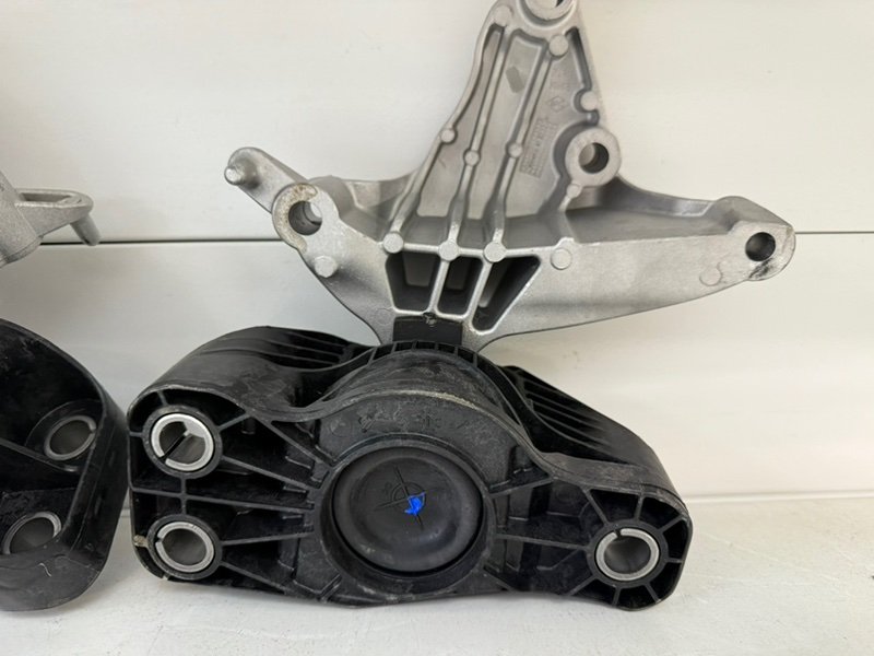 Опора двигателя - фото 8