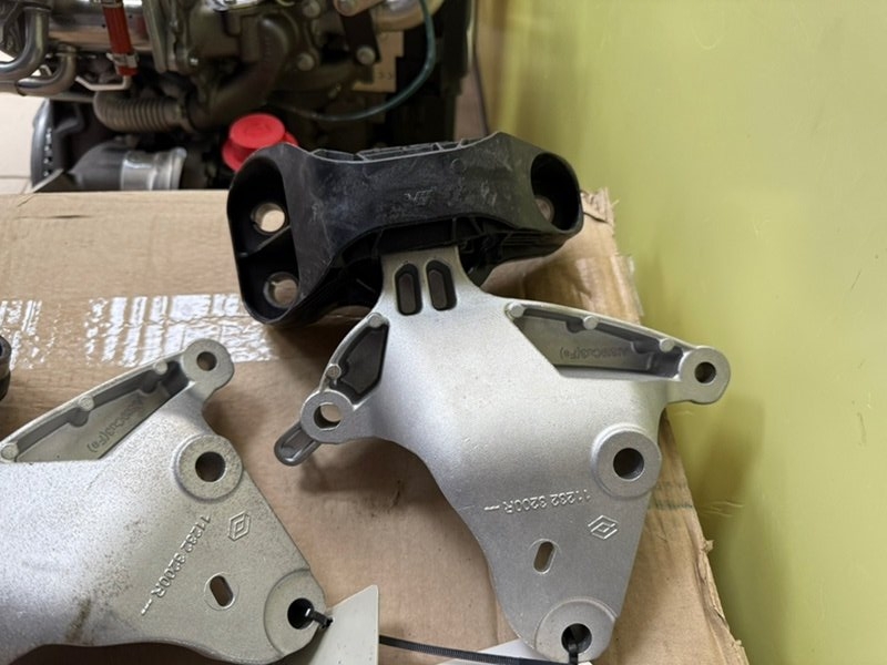 Крепление двигателя - фото 4