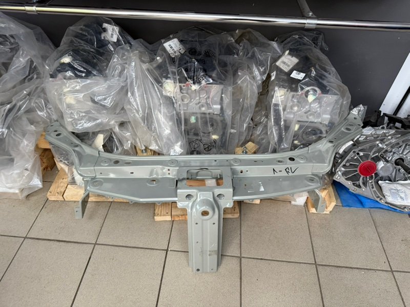 Передняя замковая панель - фото 1