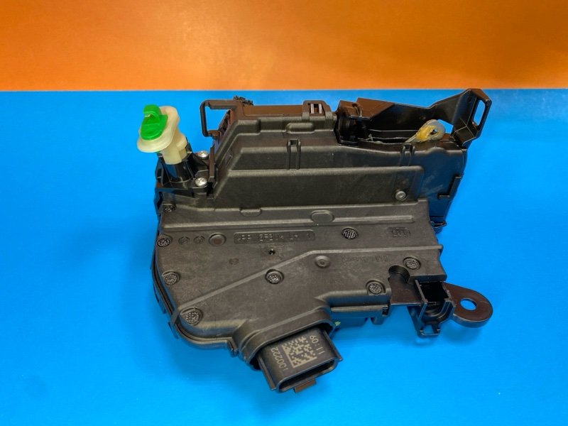 Замок      двери - фото 1