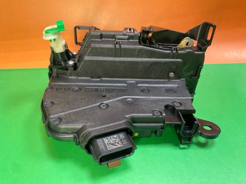 Замок      двери - фото 1