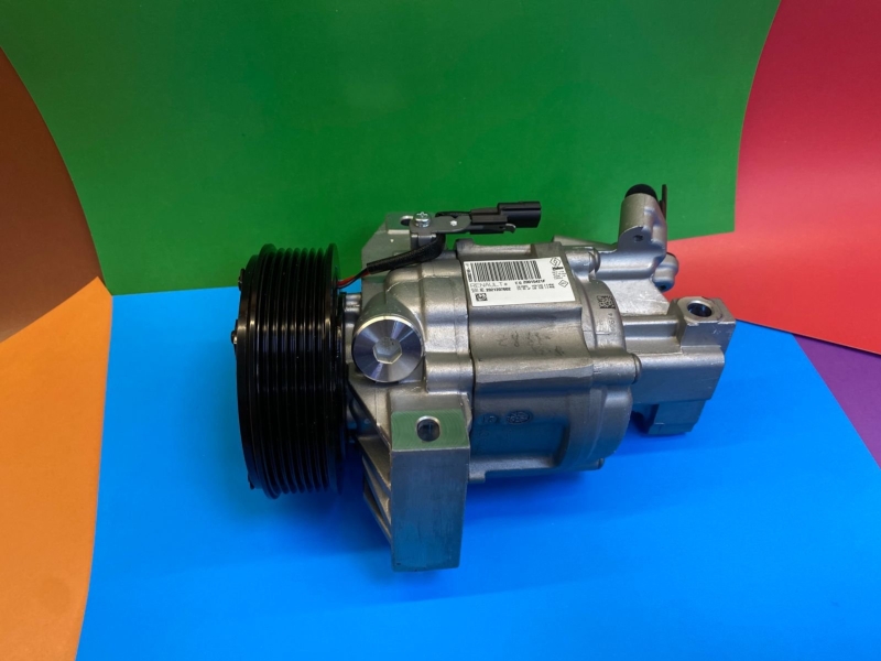 Компрессор кондиционера - фото 1