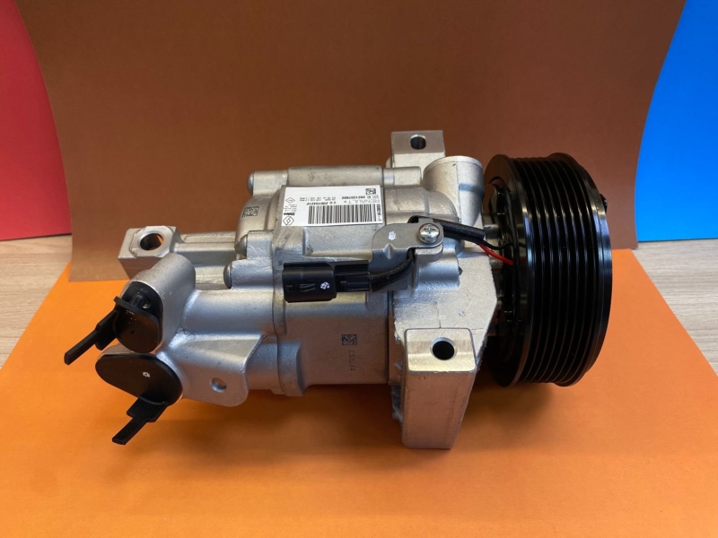 Компрессор кондиционера - фото 2