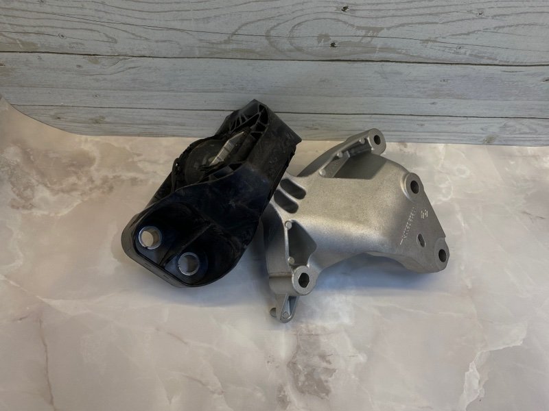 Опора двигателя - фото 2